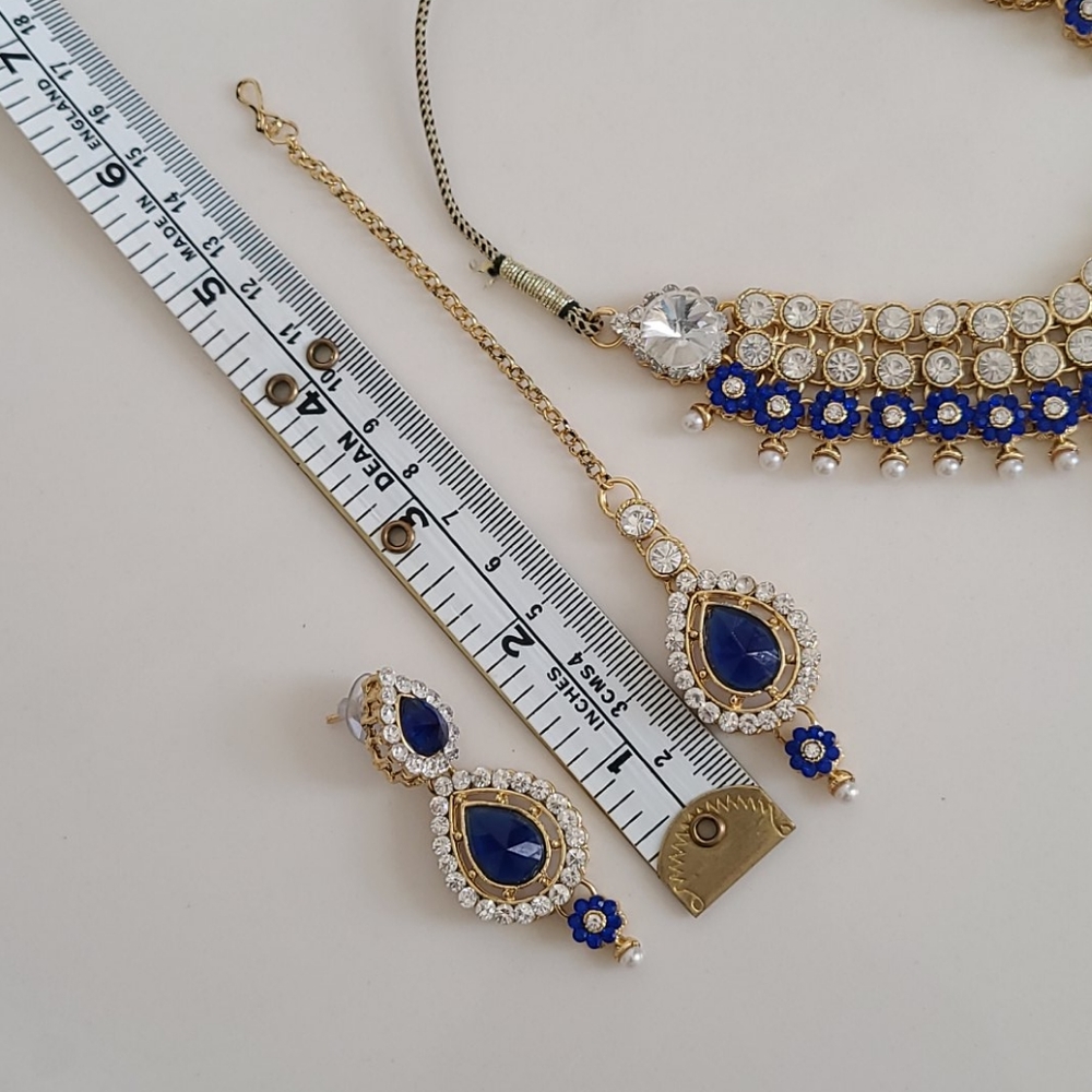 Necklace Set NIB - Picture 6 of 12